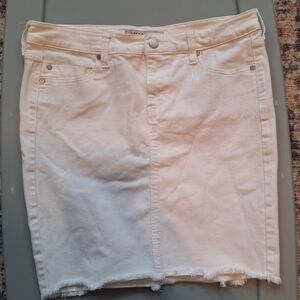 Liverpool White Mini Skirt. Frayed Hem. Sz 8/29